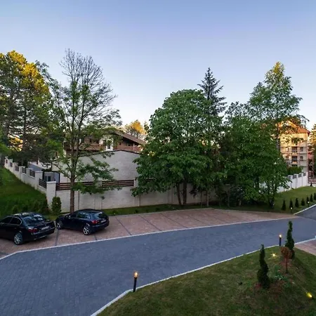 Premija アパート