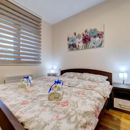 アパート Premija